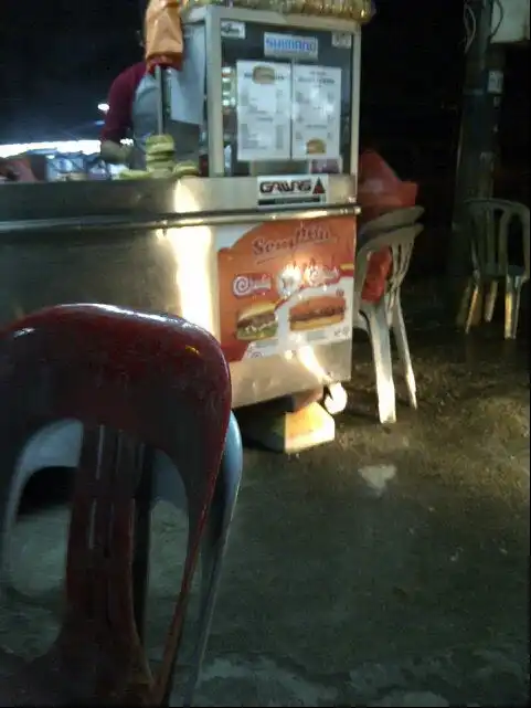 The Best Ramly Burger Stall In The World Food Photo 4