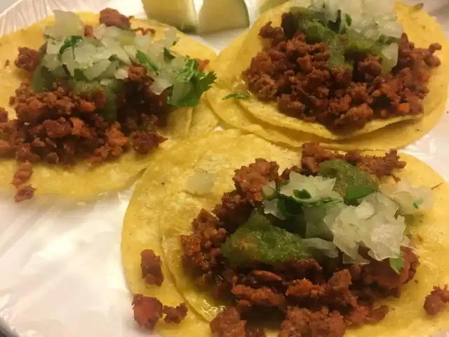 Tacos Chingones Food Photo 5