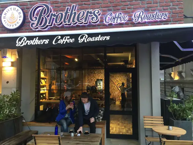 Brothers Coffee Roasters'nin yemek ve ambiyans fotoğrafları 9