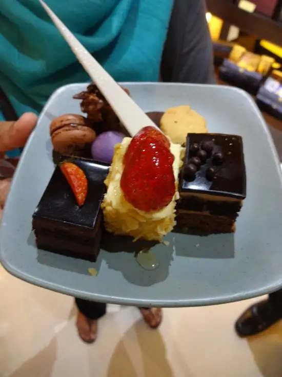 Gambar Makanan The Harvest Patissier & Chocolatier 7