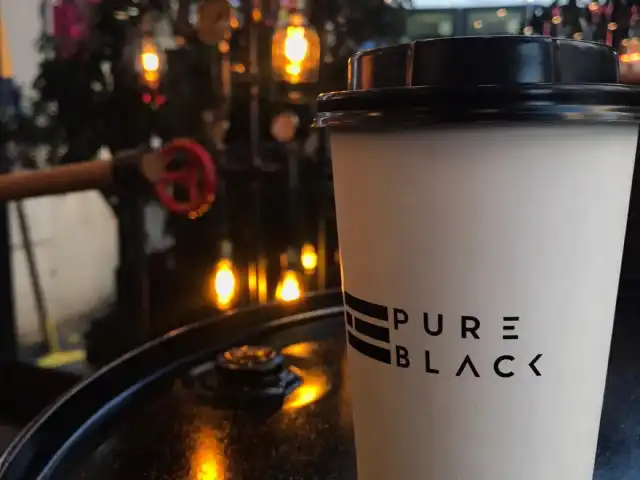 Pure Black Coffee'nin yemek ve ambiyans fotoğrafları 16