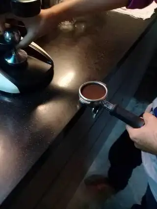 deLAss coFFee