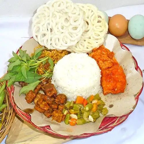 Gambar Makanan Nasi Campur dan Ayam Goreng "Pak Djo", Gubeng 9