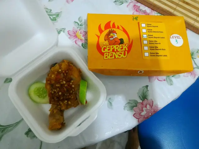 Gambar Makanan Geprek Bensu 13