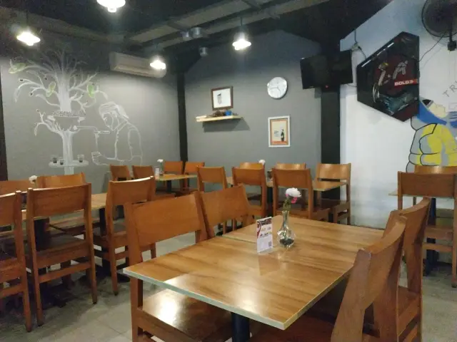 Gambar Makanan Tutup Panci Bistro 6