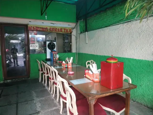 Gambar Makanan Warung Sekar Taji 6