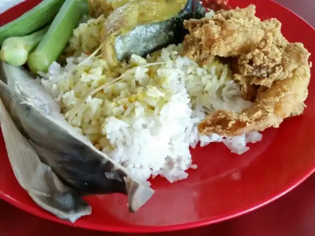 Nasi Campur Awet Muda Food Photo 9