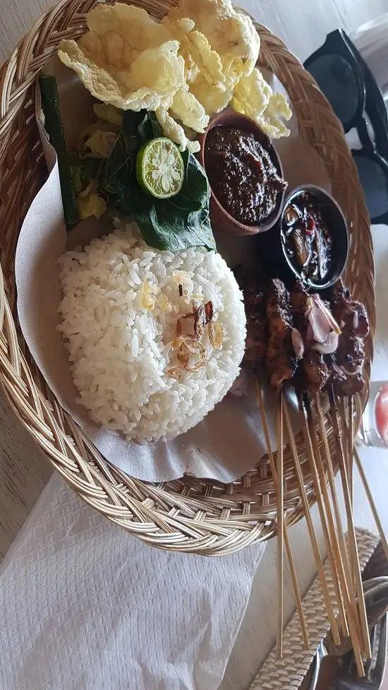 Gambar Makanan Warung Sari Uluwatu 5