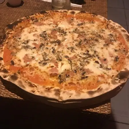 Gambar Makanan Nusa Dua Pizza 14