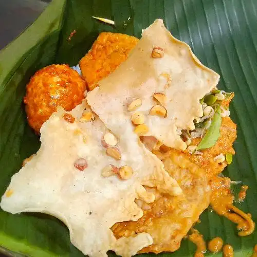 Gambar Makanan Nasi Pecel Mbah Akad, Mejayan 5