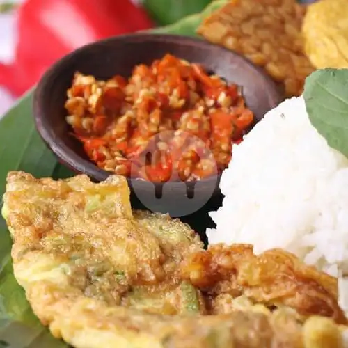 Gambar Makanan Ayam Gepuk Pak Gembus Stasiun 7