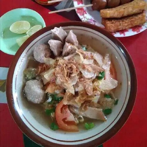 Gambar Makanan Soto Babat dan Bakso Bu Pri, Prambanan 9