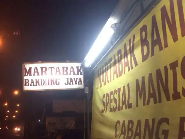 Gambar Makanan Martabak Bandung Jaya 16