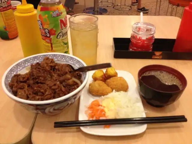 Gambar Makanan Yoshinoya (吉野家) 12