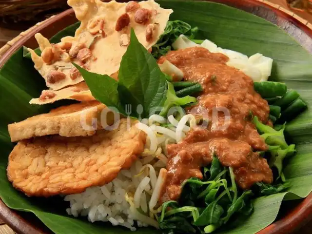 Gambar Makanan Nasi Pecel Sambal Tumpang Bu Yati, Lowokwaru 3