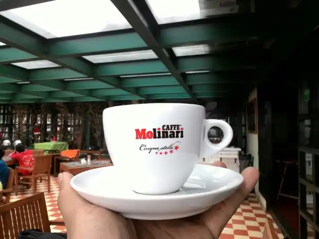 Gambar Makanan Caffe Molinari 1