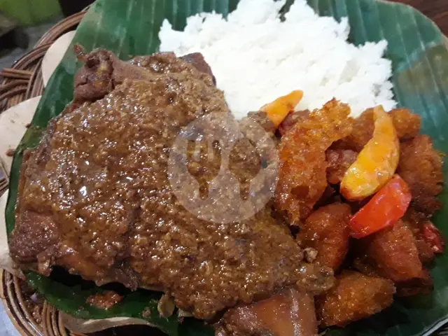 Gambar Makanan Gudeg Wijilan Yogya & Soto Genthong, Pakuningratan 1