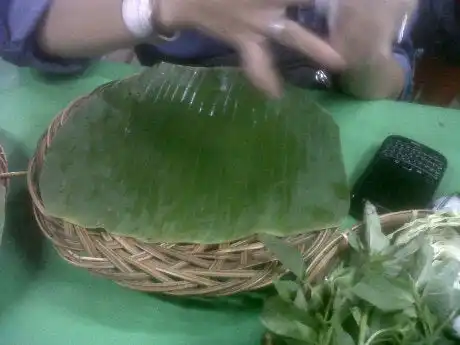 Gambar Makanan Nasi Uduk Daun Pisang 12