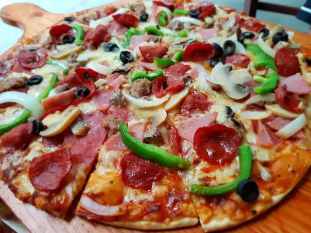 Shakey's Food Photo 18