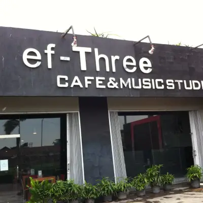 EF - Three Cafe