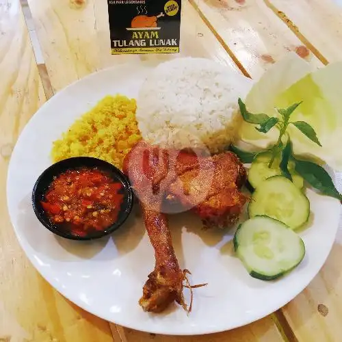 Gambar Makanan Ayam Tulang Lunak Mbok Surip, Karangploso 7