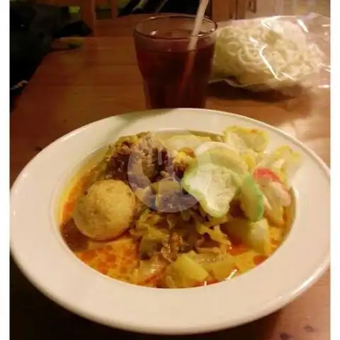 Gambar Makanan Bubur Ayam dan Lontong Sayur Aisy, Tri Dharma 6