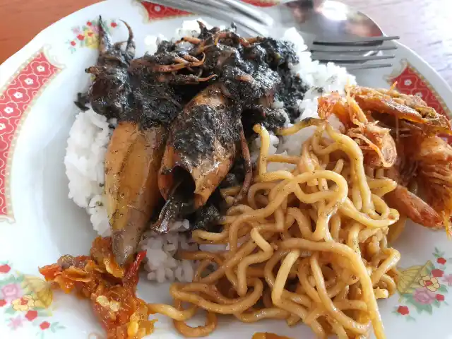 Gambar Makanan Cumi Hitam Penjaringan 4