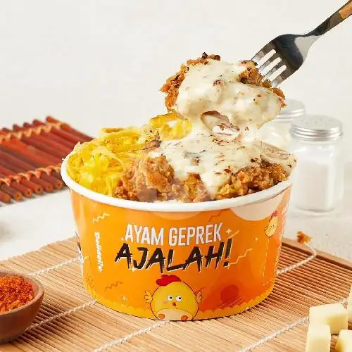 Gambar Makanan Ayam Geprek Ajalah! By Delideliv, Harmoni 4