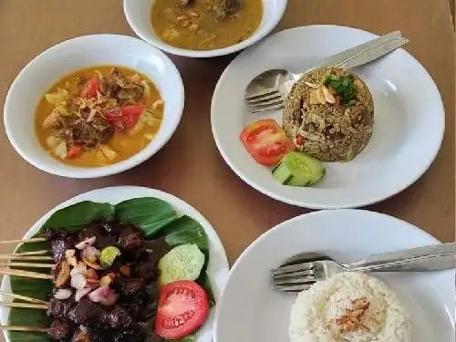 Warung Sgk Sate & Gule Kambing Kaliasem, Yeh Aya