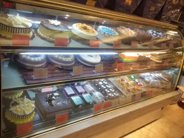 Gambar Makanan Holland Bakery 20