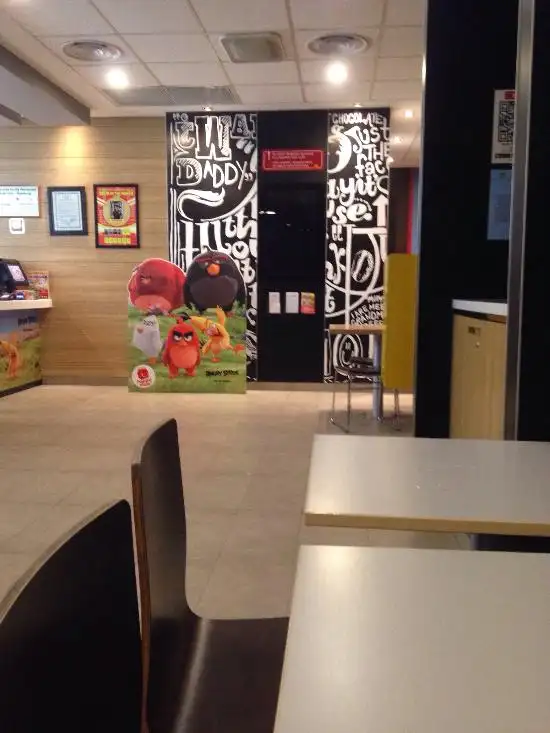 Gambar Makanan McDonald's Buah Batu 1