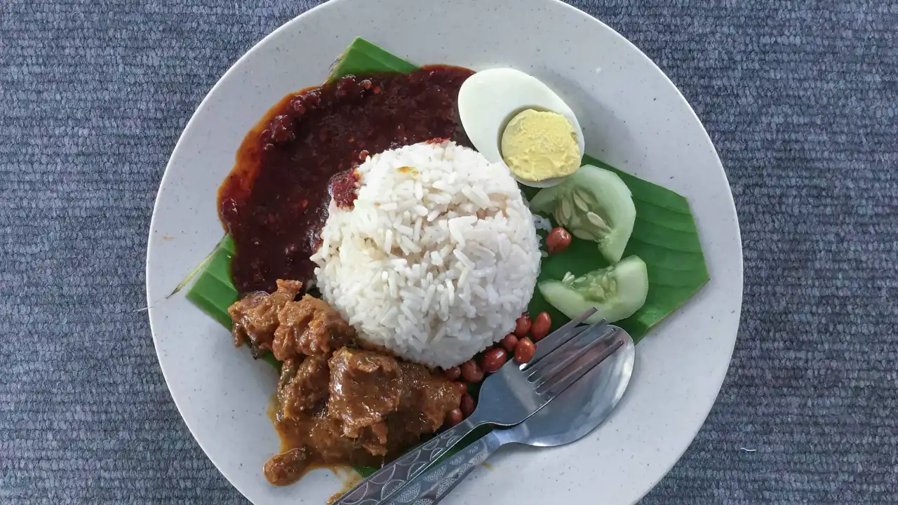 Kedai Nasi Lemak Kak Bedah (Sendayan)