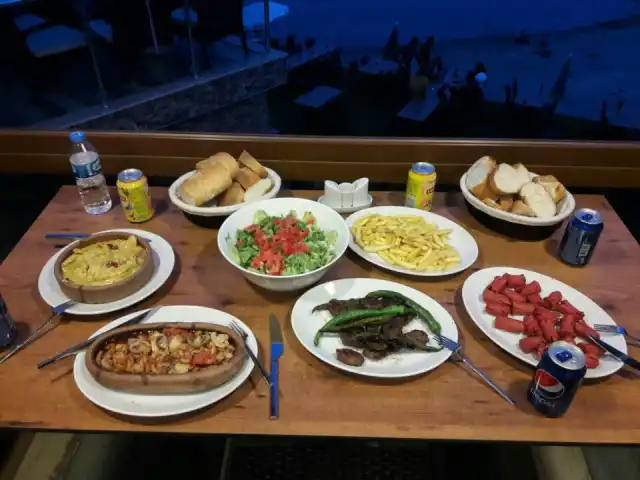 Yalçınkaya Cafe & Restaurant'nin yemek ve ambiyans fotoğrafları 3