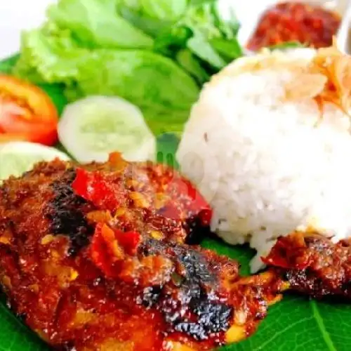 Gambar Makanan Ikan Dan Ayama 2 Al Tamamaung 3