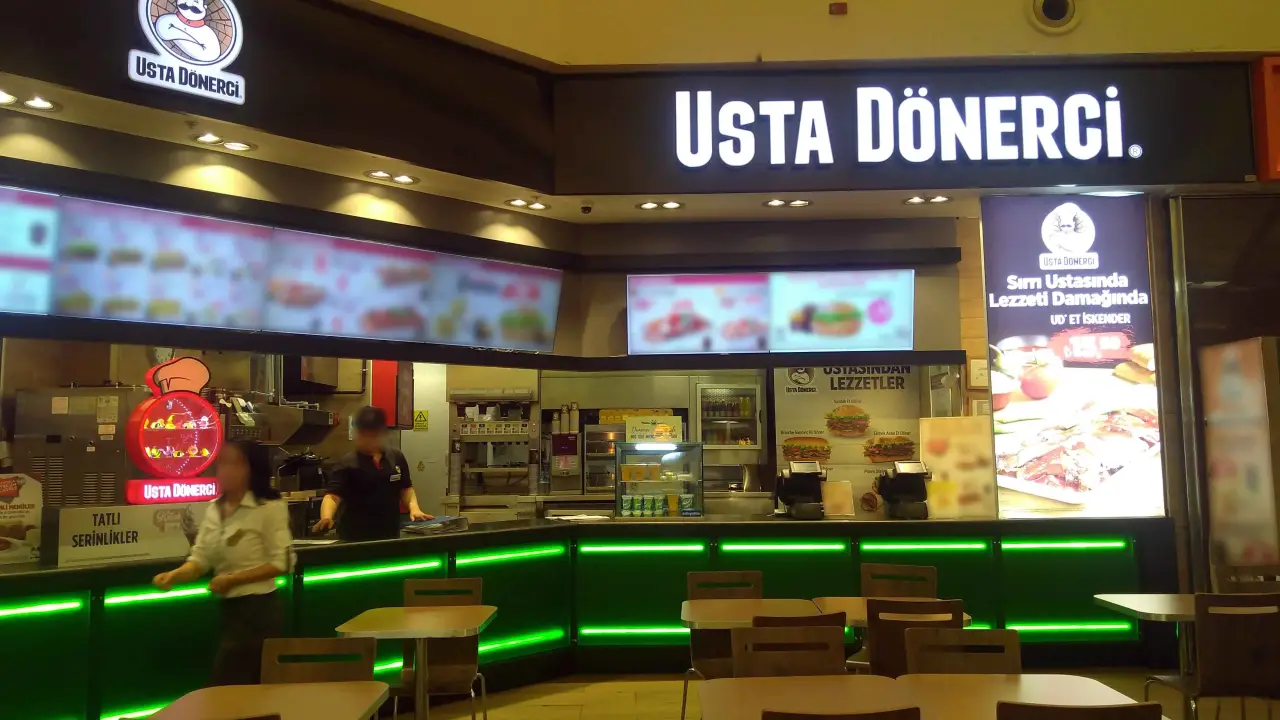 Usta Dönerci