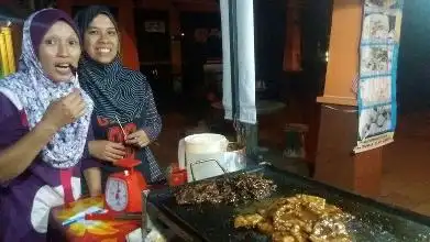 D' Royale Warisan Kambing Bakar