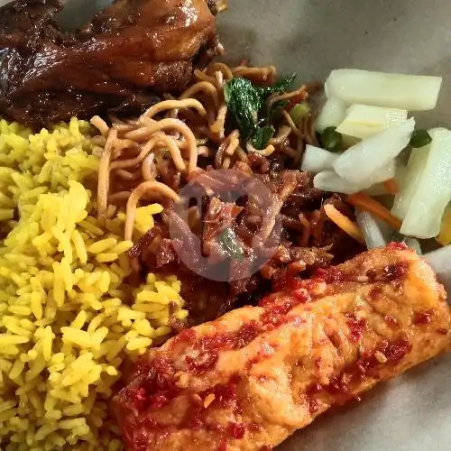 Gambar Makanan Nasi Kuning Warung Sinar, Panakkukang 11