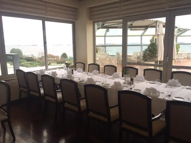 Marmara Fish Restaurant - Renaissance Polat İstanbul Hotel'nin yemek ve ambiyans fotoğrafları 5