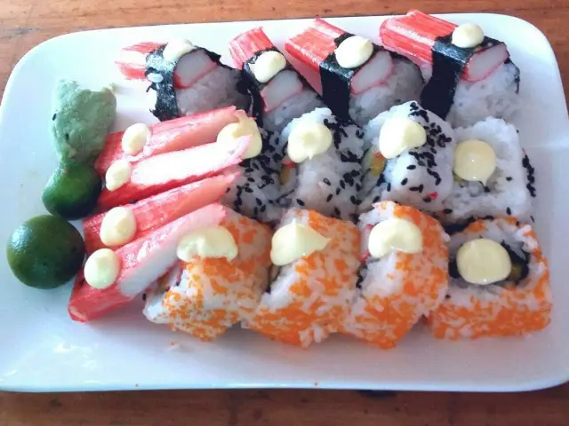 Kanzen Sushi Roll Food Photo 12