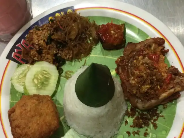 Gambar Makanan Ayam Bakar Wong Solo, Batu Malang 6