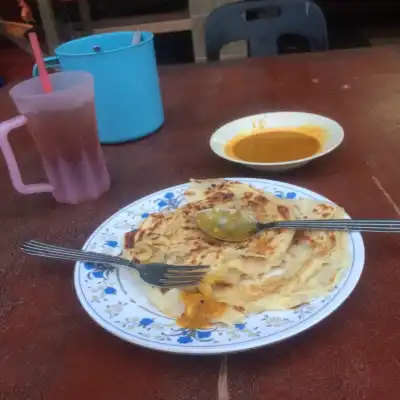 Kedai roti canai depan SMK Panji Alam