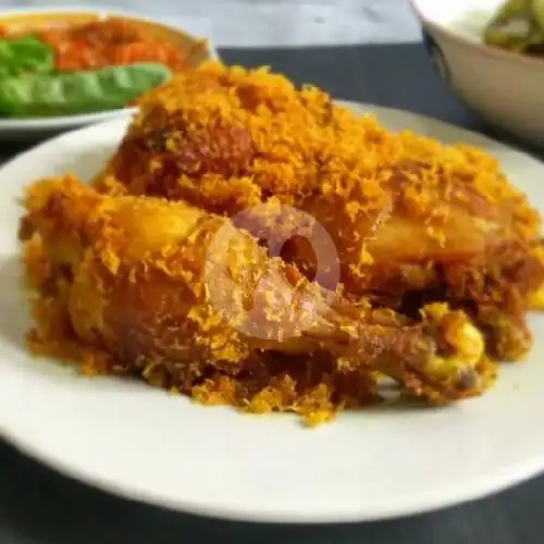 Gambar Makanan Ayam Bakar & Goreng Serundeng Uwais, Cimahi Tengah 1