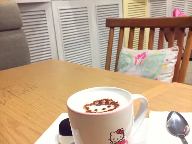 Gambar Makanan Hello Kitty Cafe 4