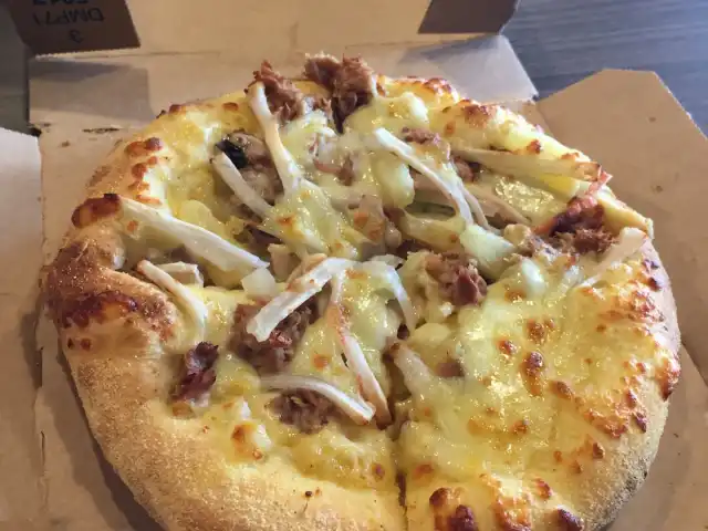 Domino's Pizza Food Photo 10