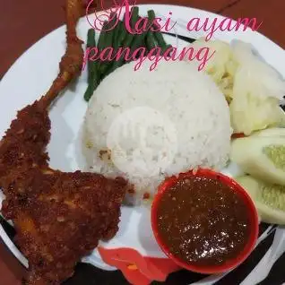 Gambar Makanan Warung 4 Mata, Letjen Panjaitan 13