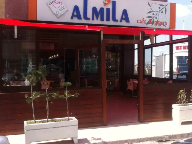 Almila Cafe & Fast Food'nin yemek ve ambiyans fotoğrafları 2