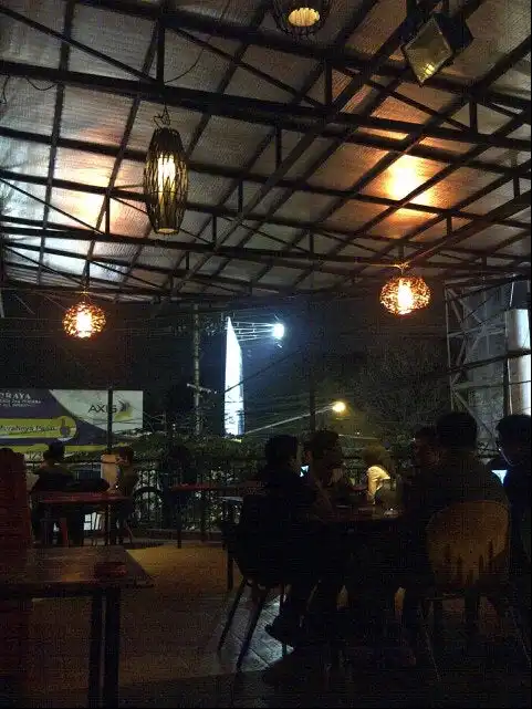 Gambar Makanan NgopieNet Balkon Cafe 7