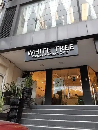 White Tree Cafe Food Photo 2