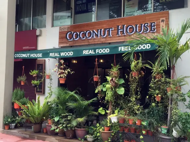 Coconut House Food Photo 3