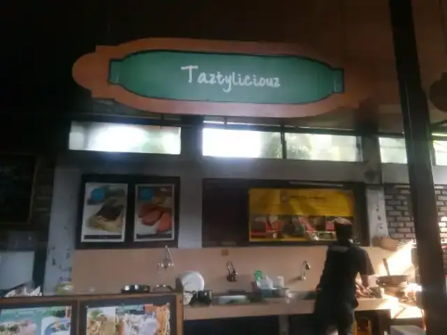 Taztyliciouz